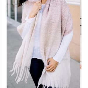 Mersea cozy scarf NWOT